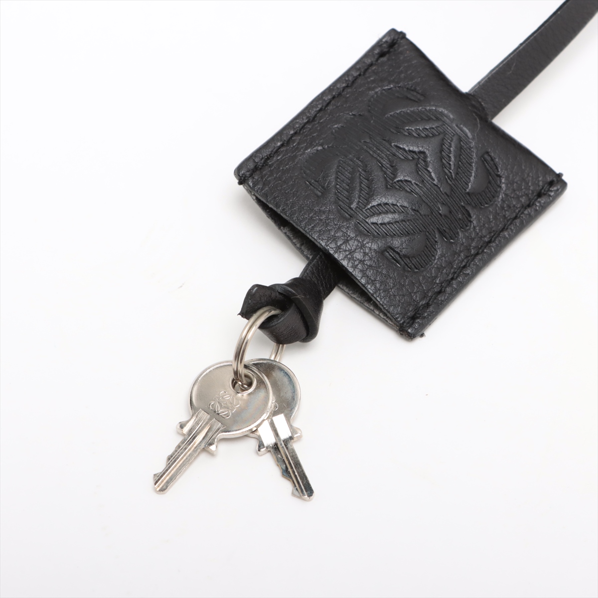 ロエベ アマソナ28 レザー ハンドバッグ ブラック A2518364｜中古 