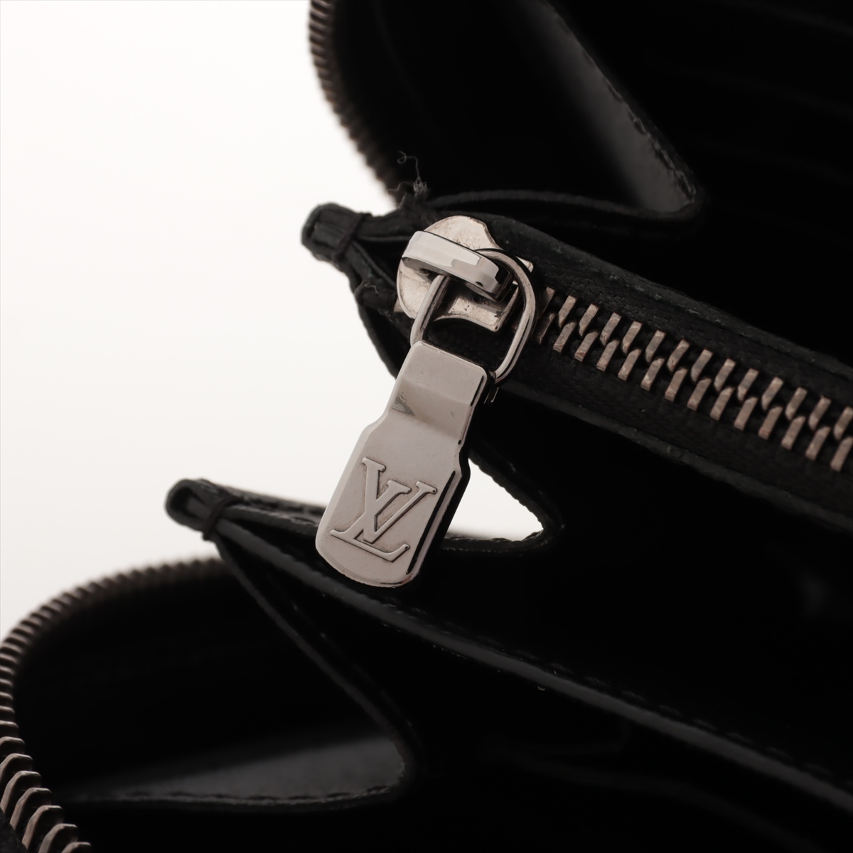 LOUIS VUITTON モノグラムエクリプス ジッピーXL ジッピーXL モノグラム・エクリプス｜ルイ・ヴィトン 公式サイト