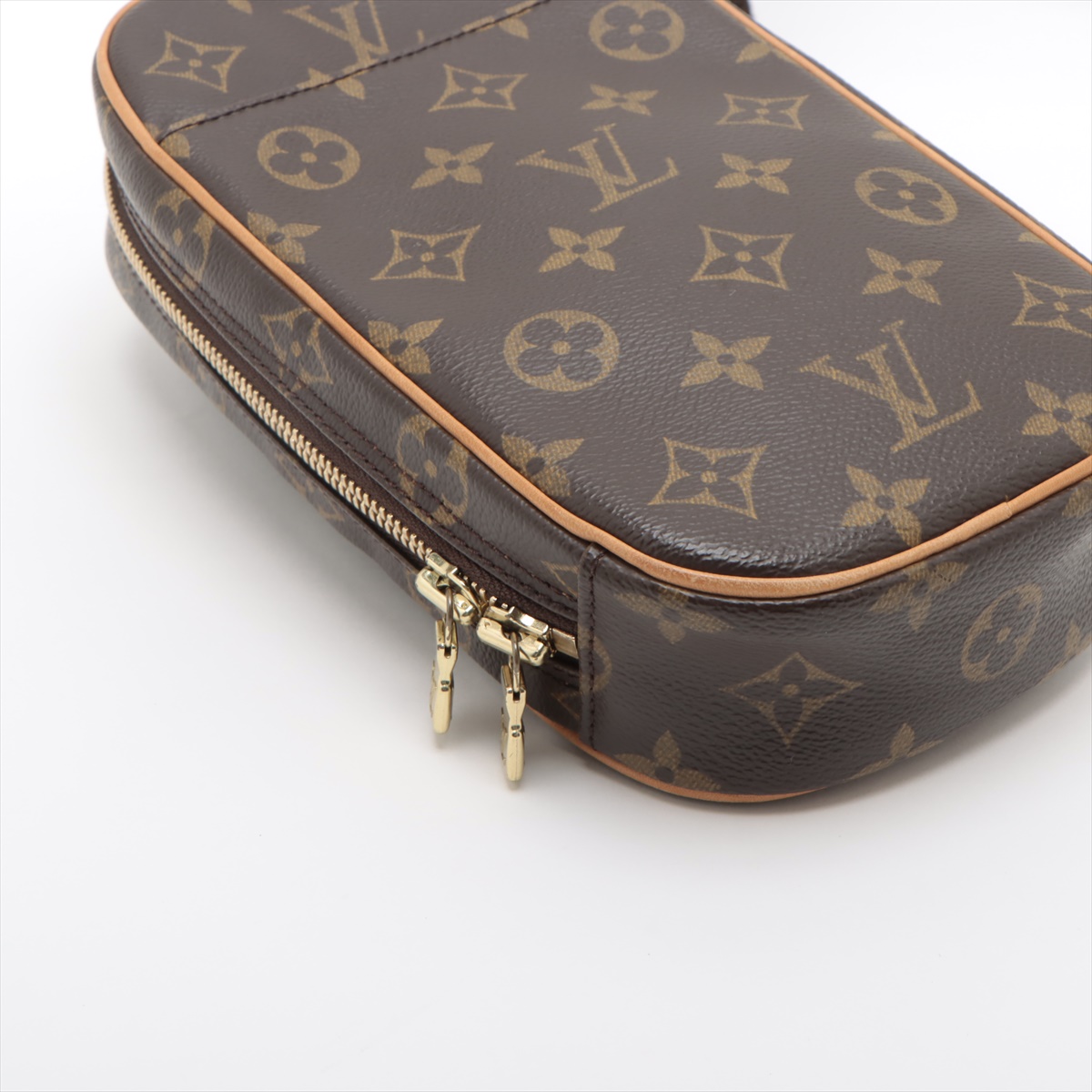 ルイヴィトンモノグラムポシェットガンジュボディバックlouis