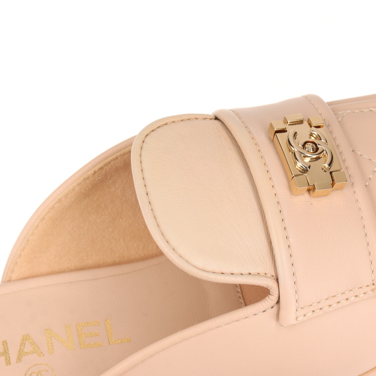 シャネル ココマーク マトラッセ レザー ミュール EU35 1/2 レディース  