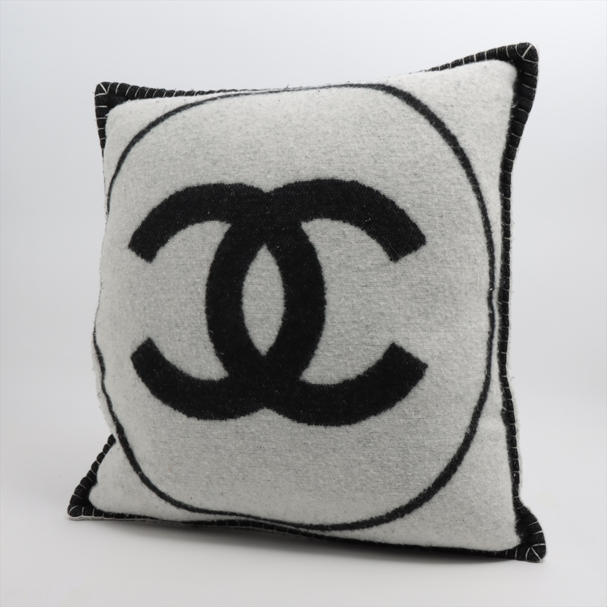 シャネル CHANEL クッション ウール ブラック ホワイト ココマーク ロゴ 楽天市場】シャネル CHANEL ウール ブラック ホワイト ココ