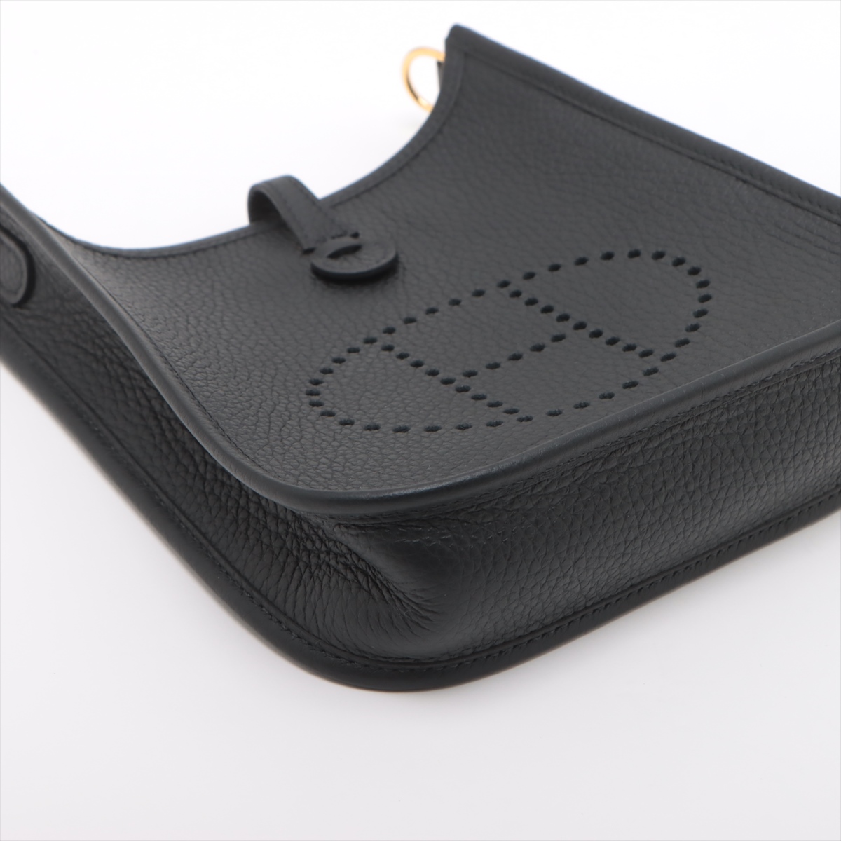 洗練されたデザイン☆【HERMES】 エブリン TPM 16 ブラック HERMES エルメス エブリン TPM 16 ショルダーバッグ 069426CK