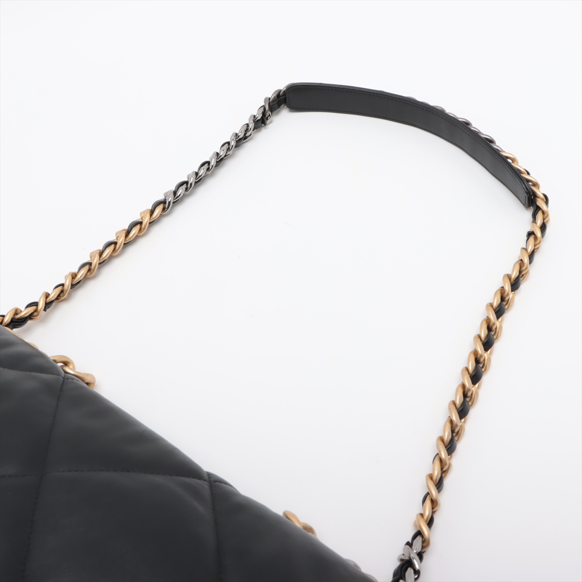 シャネル シャネル19 マキシ 楽天市場】シャネル CHANEL シャネル19 マキシマトラッセ コイン