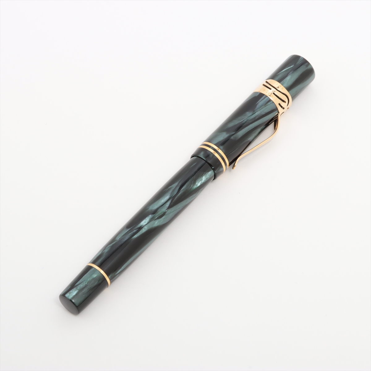 モンブラン マイスターシュテュック 146 万年筆 GP×レジン ブラック 