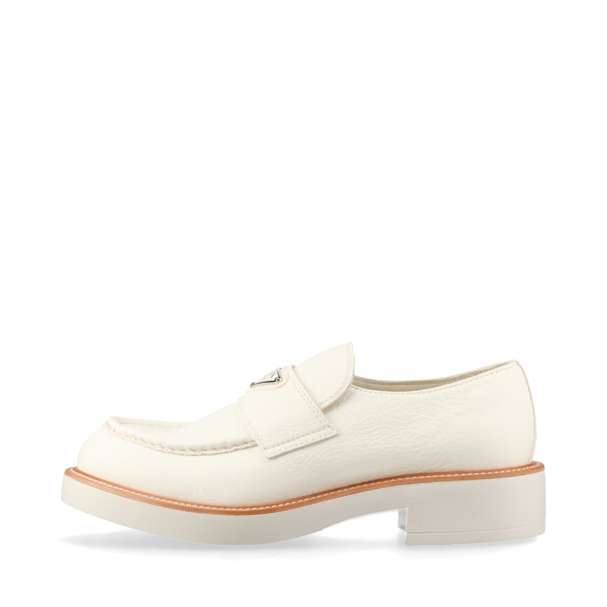 定価17万 プラダ モノリス ローファー 5 5 PRADA ホワイト 白
