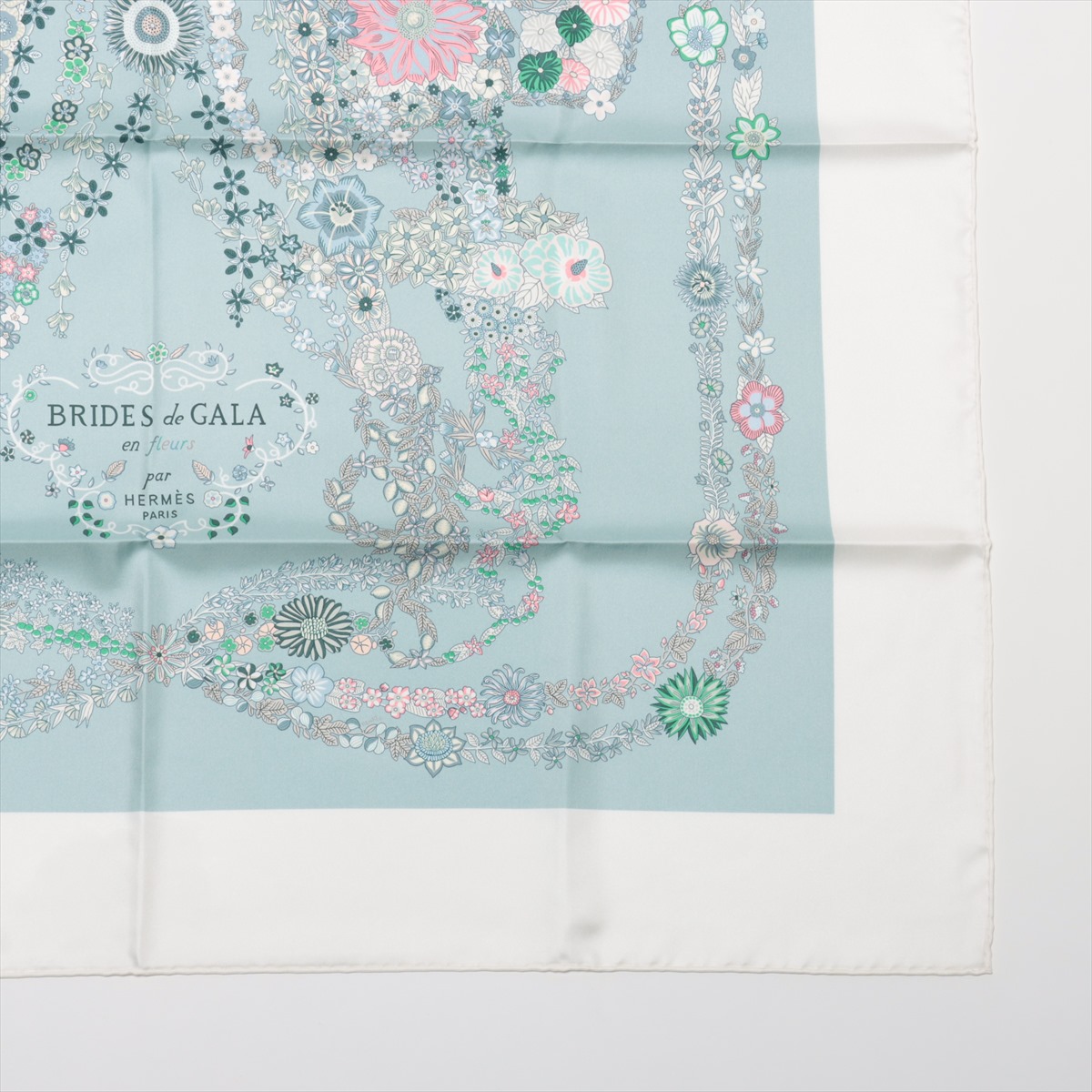 フランス発【HERMES】カレ 90 Brides de Gala en Fleurs/DHL配送 org.jpg