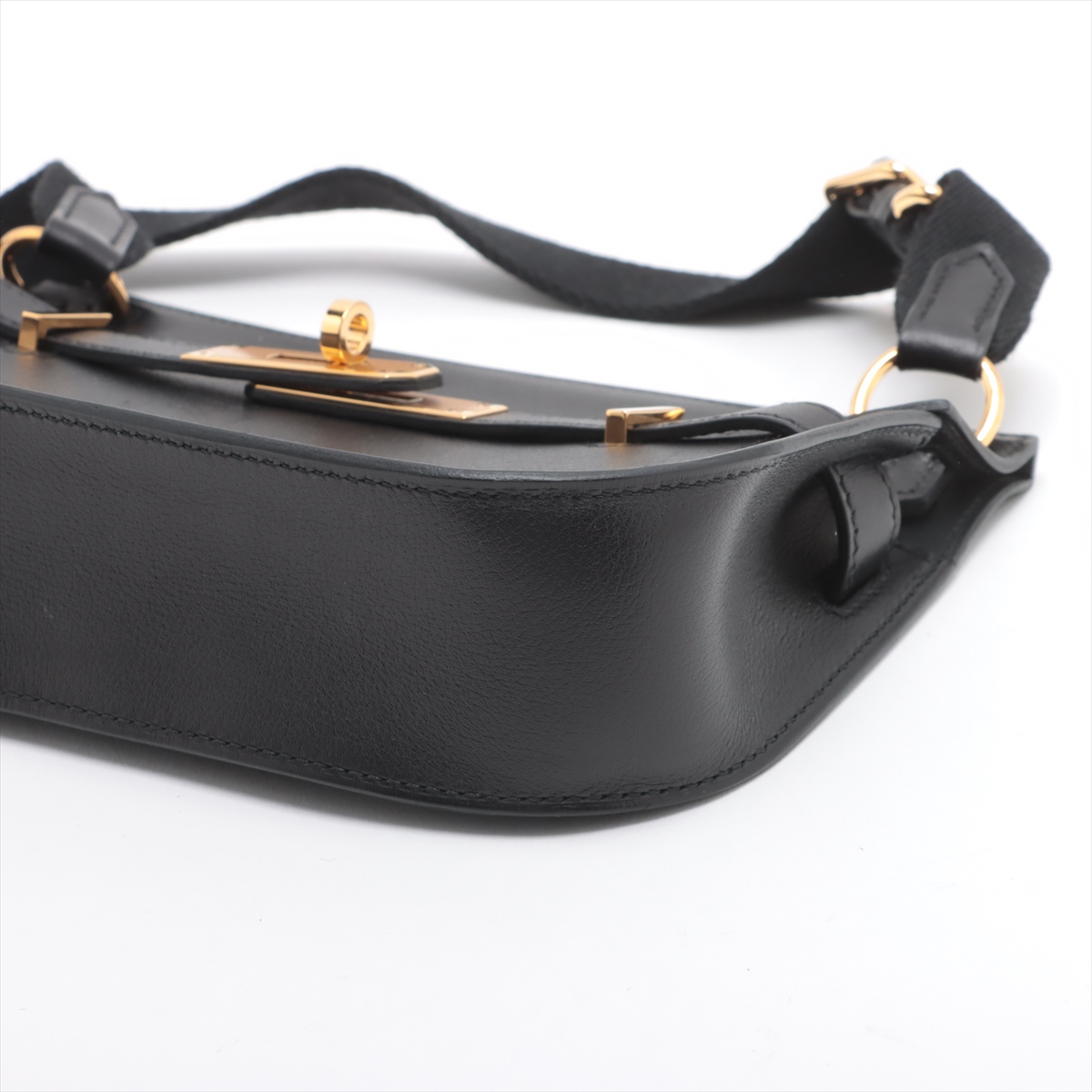 小物 HERM`ES Very Good ( Rank A) HERMÈS Cinhetic Box Black (89) Chevre