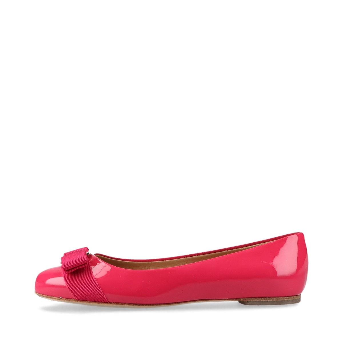 美品△Salvatore Ferragamo サルヴァトーレフェラガモ ヴァラ