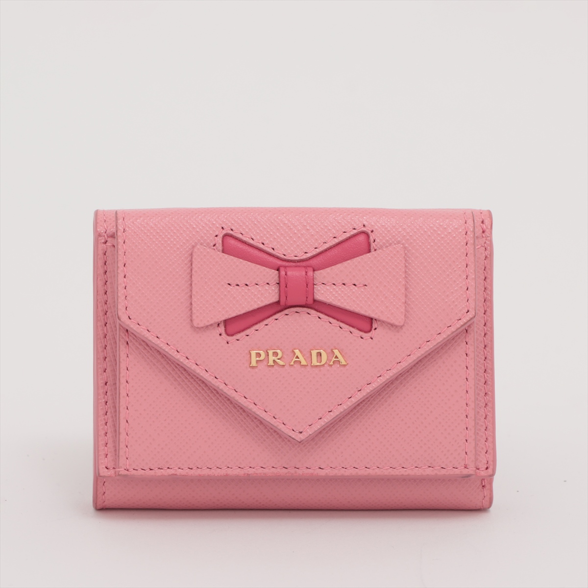 PRADA✨長財布　サフィアーノ　フィオッコ　ローズピンク　メタルロゴ PRADA プラダ ラウンドファスナー長財布 リボン ローズピンク