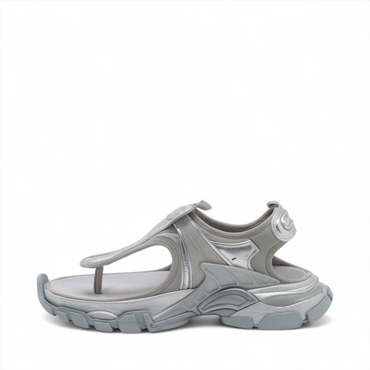 【完売必至】バレンシアガ ハードなカッコよさ トングサンダル BALENCIAGA 【値下げ】BALENCIAGA トングサンダル ブラック
