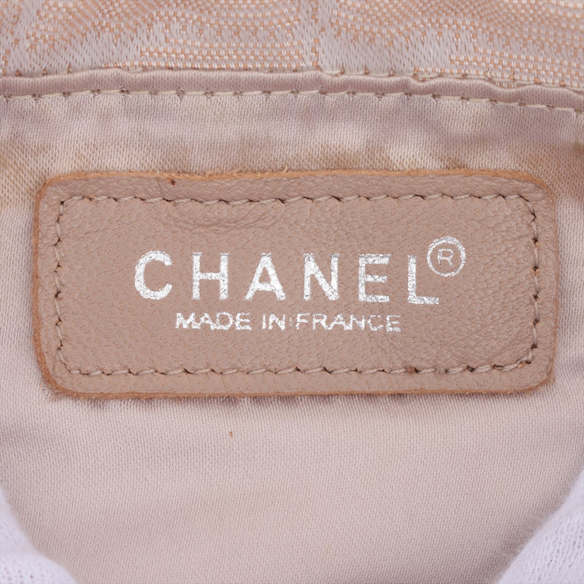 CHANEL ニュートラベルライン ナイロン キャンバス ポーチ 巾着