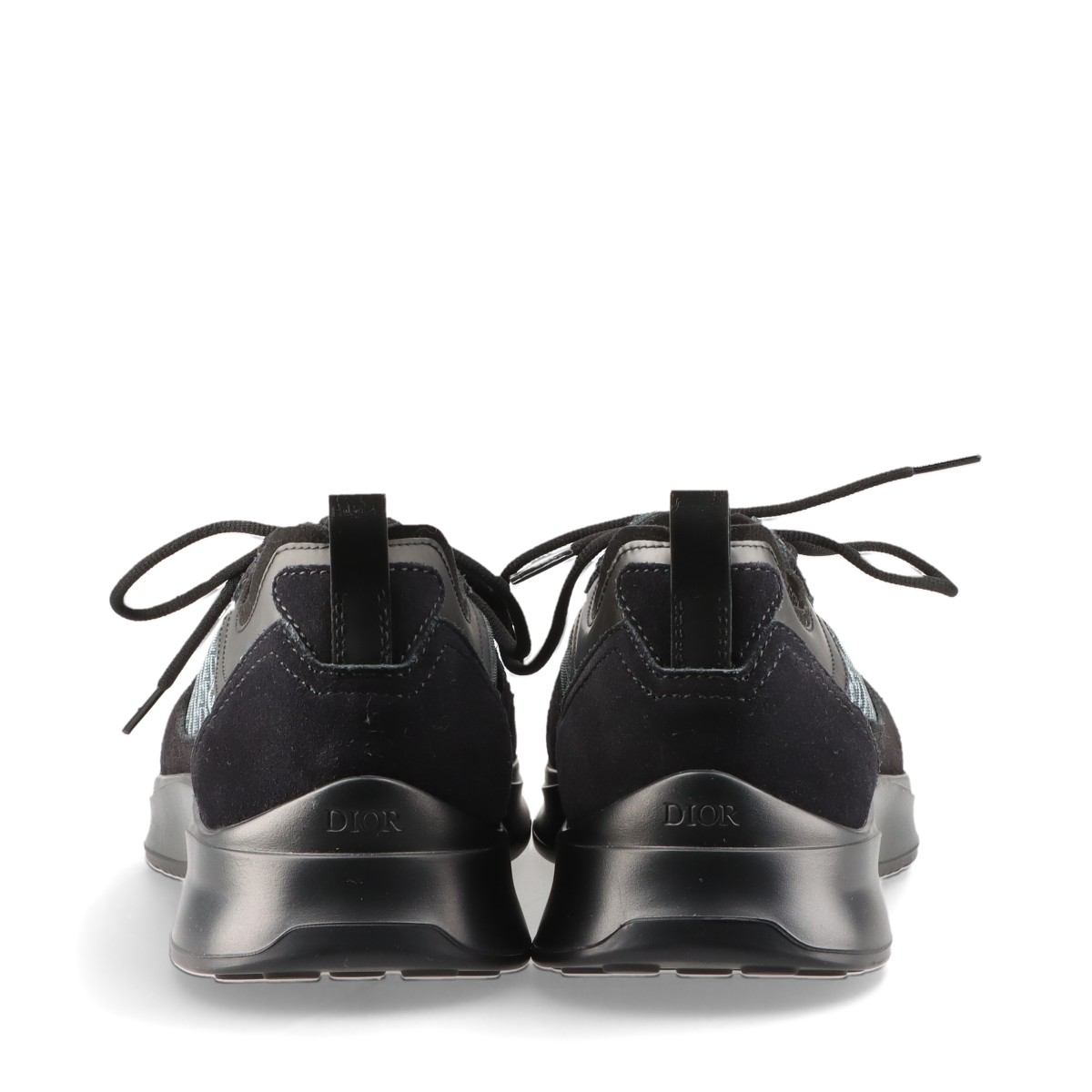 Dior ブラックスニーカー 透けるブラックが美しい！ディオールのオブリーク柄スニーカーに