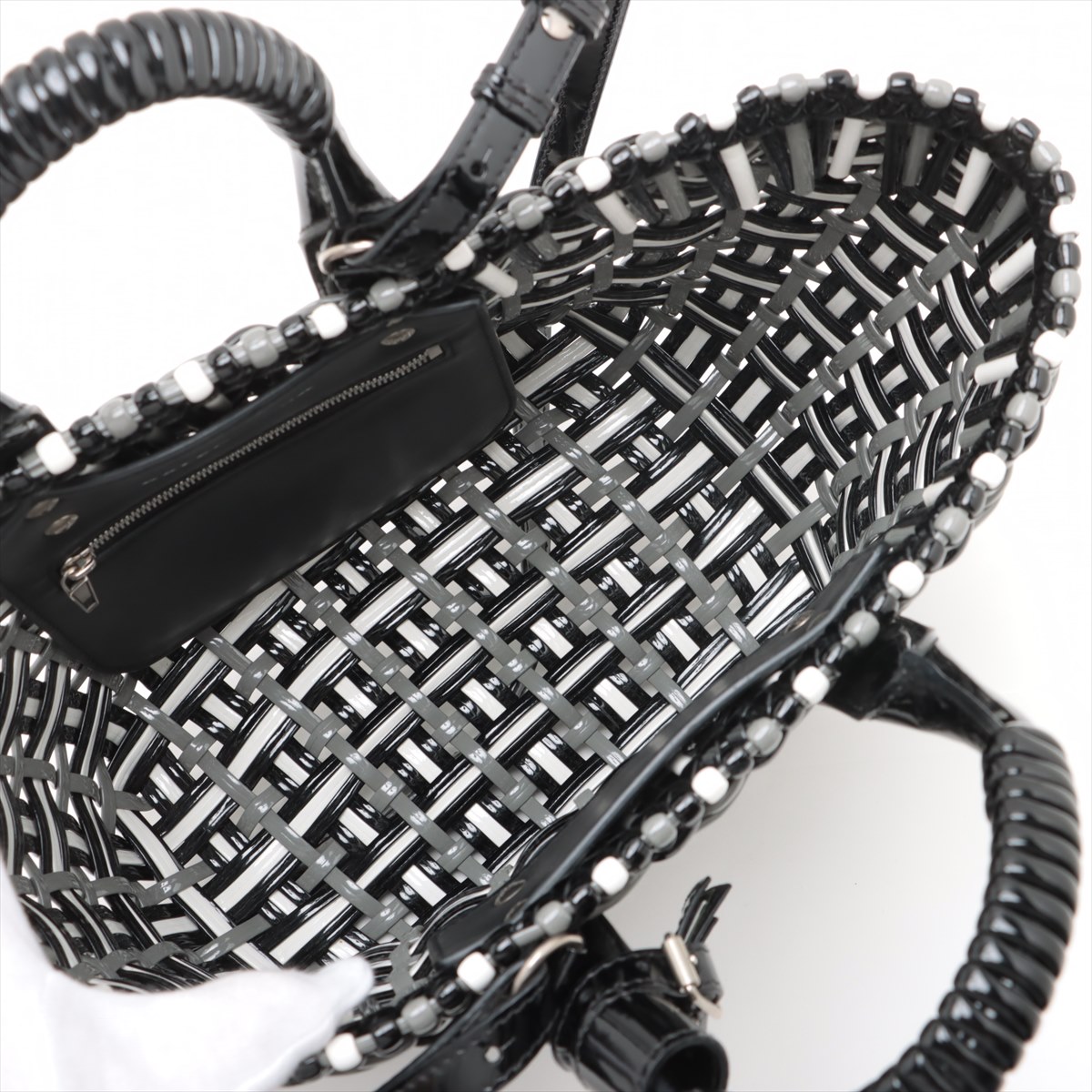 バレンシアガ　ビストロXS ブラックxグレーxホワイト 送料込+BALENCIAGA+BISTRO XS ストラップ付バスケット ブラック
