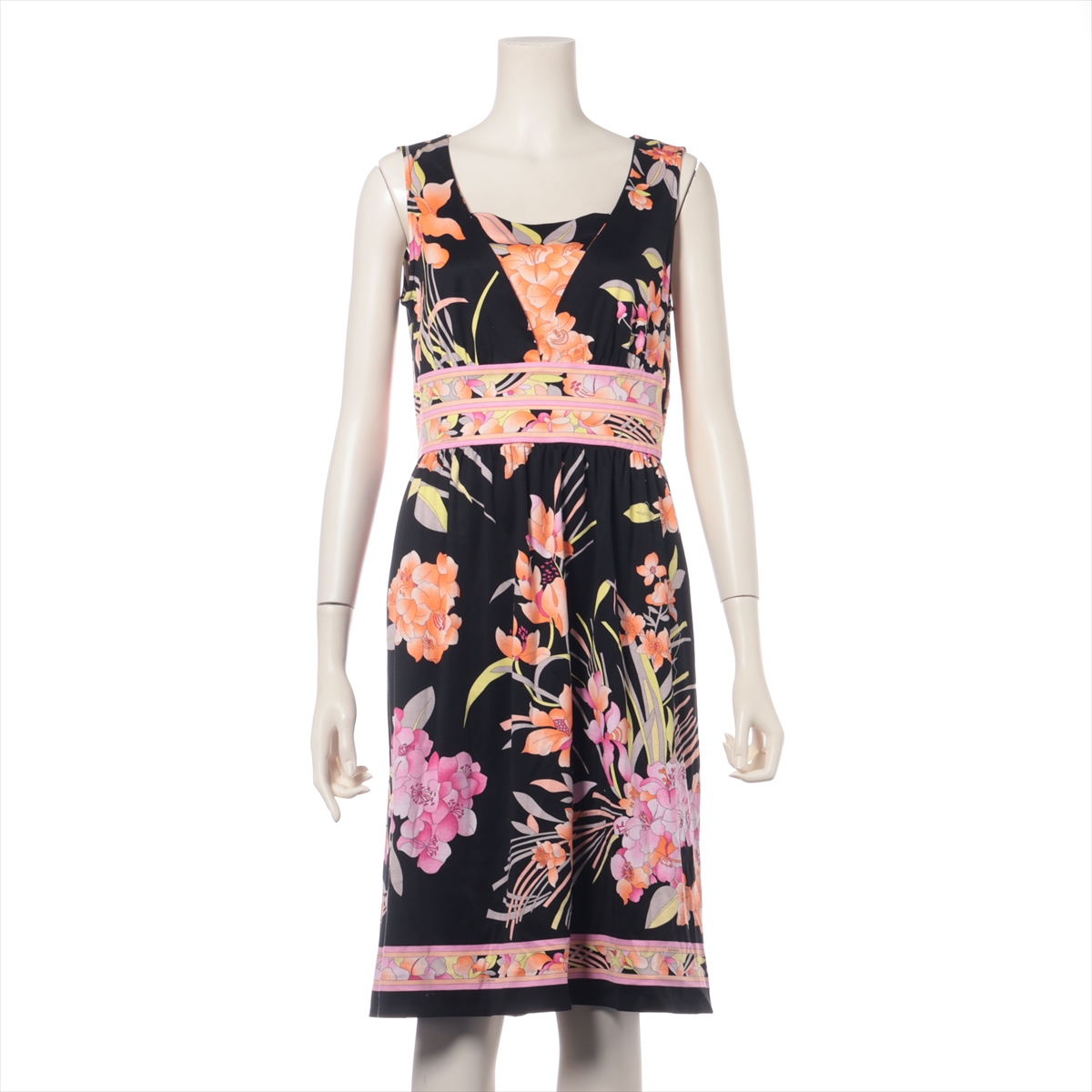新品 LEONARD レオナール 花柄 ワンピース 38 近年モデル M