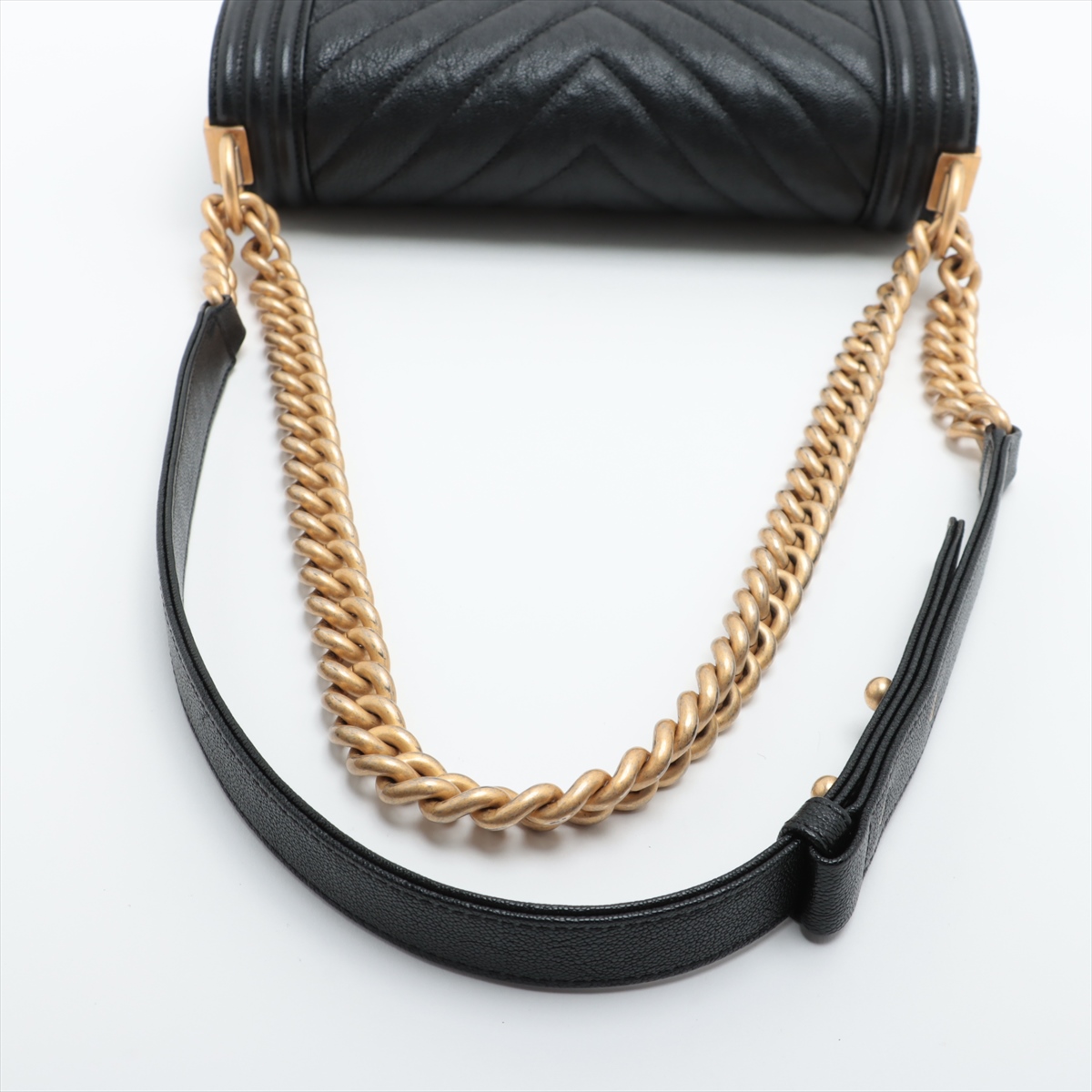 シャネル(CHANEL)シャネル ボーイシャネル ZIP長財布 二つ折り長
