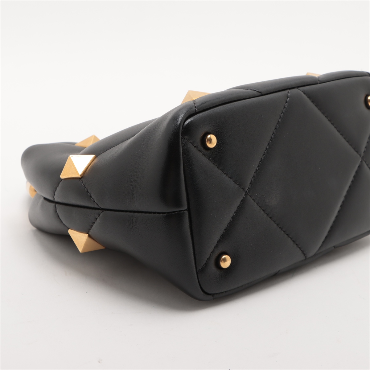 Valentino Garavani Roman studs Leather 2 Way Handbag Black