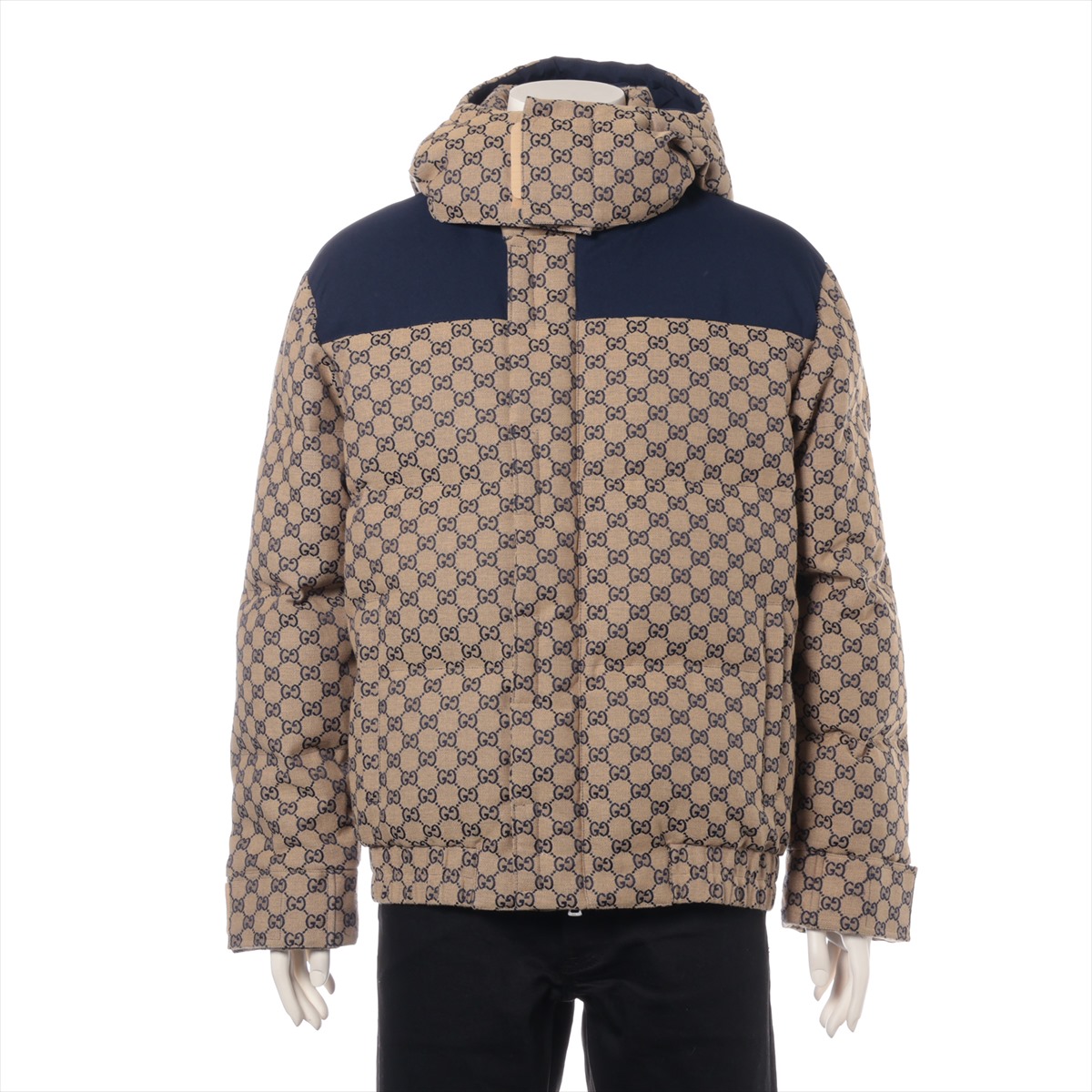 【新品未使用】GUCCI フード付き中綿ジャケット 715536 2023AW GUCCI フード付きジャケット 715536 中綿 23AW