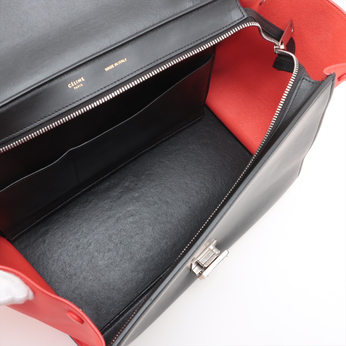 CELINE/セリーヌ】トラペーズミディアムバッグ 入荷致しました