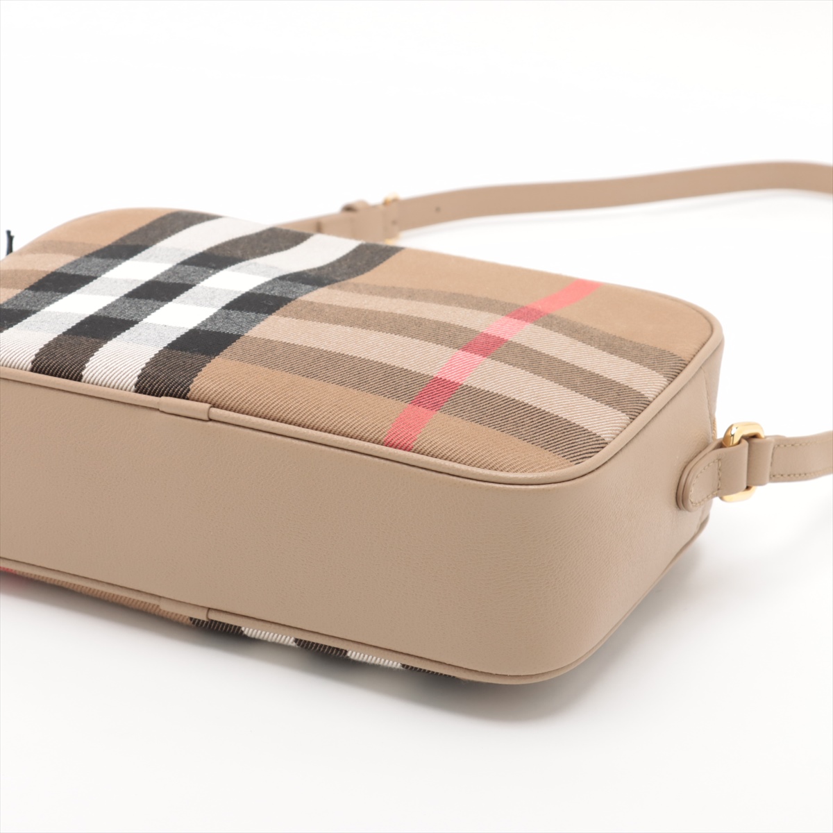 BURBERRY - BURBERRY バーバリー ショルダーバッグ ノバチェック