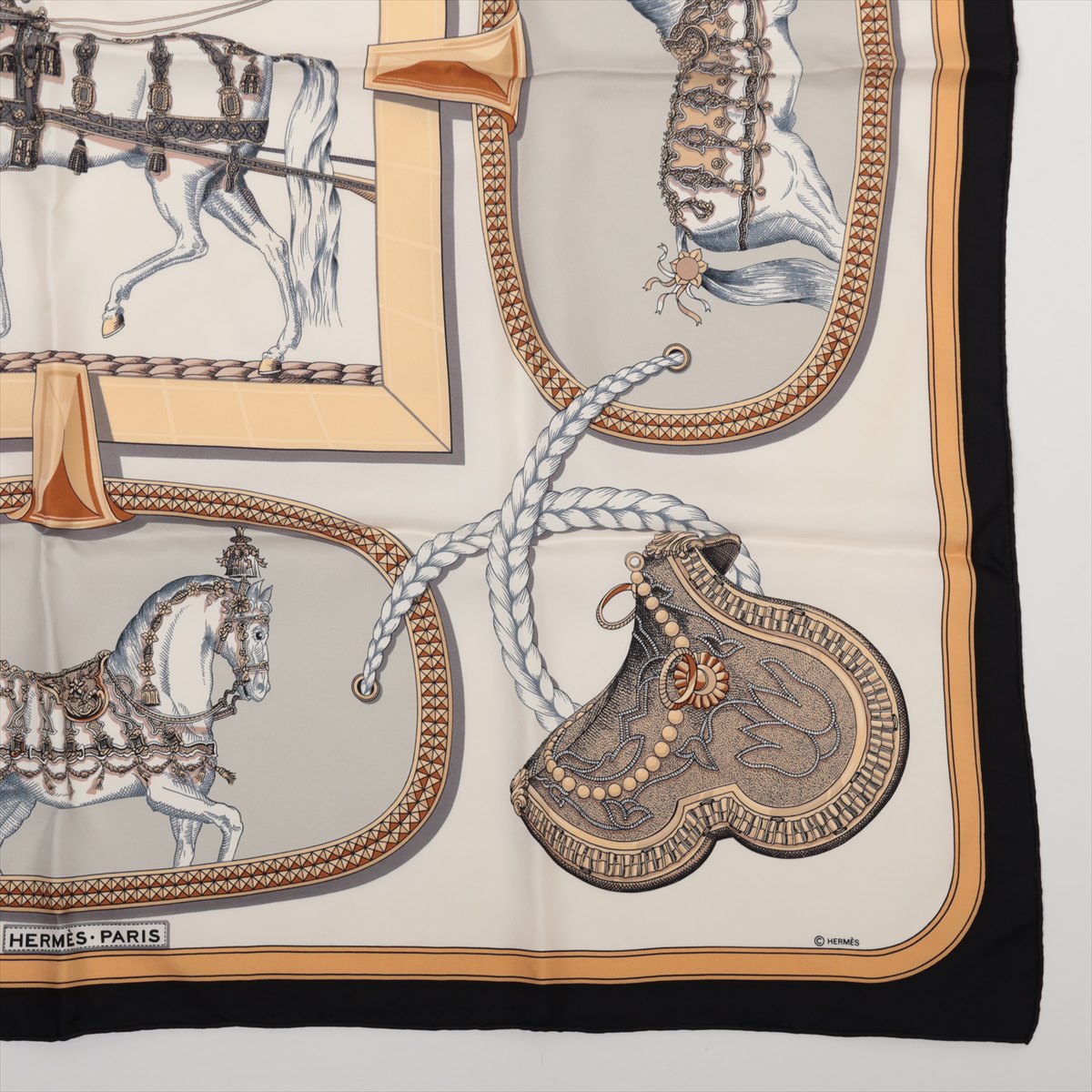エルメスHERMES カレ90 GRAND APPARAT 盛装の馬 スカーフ 水色