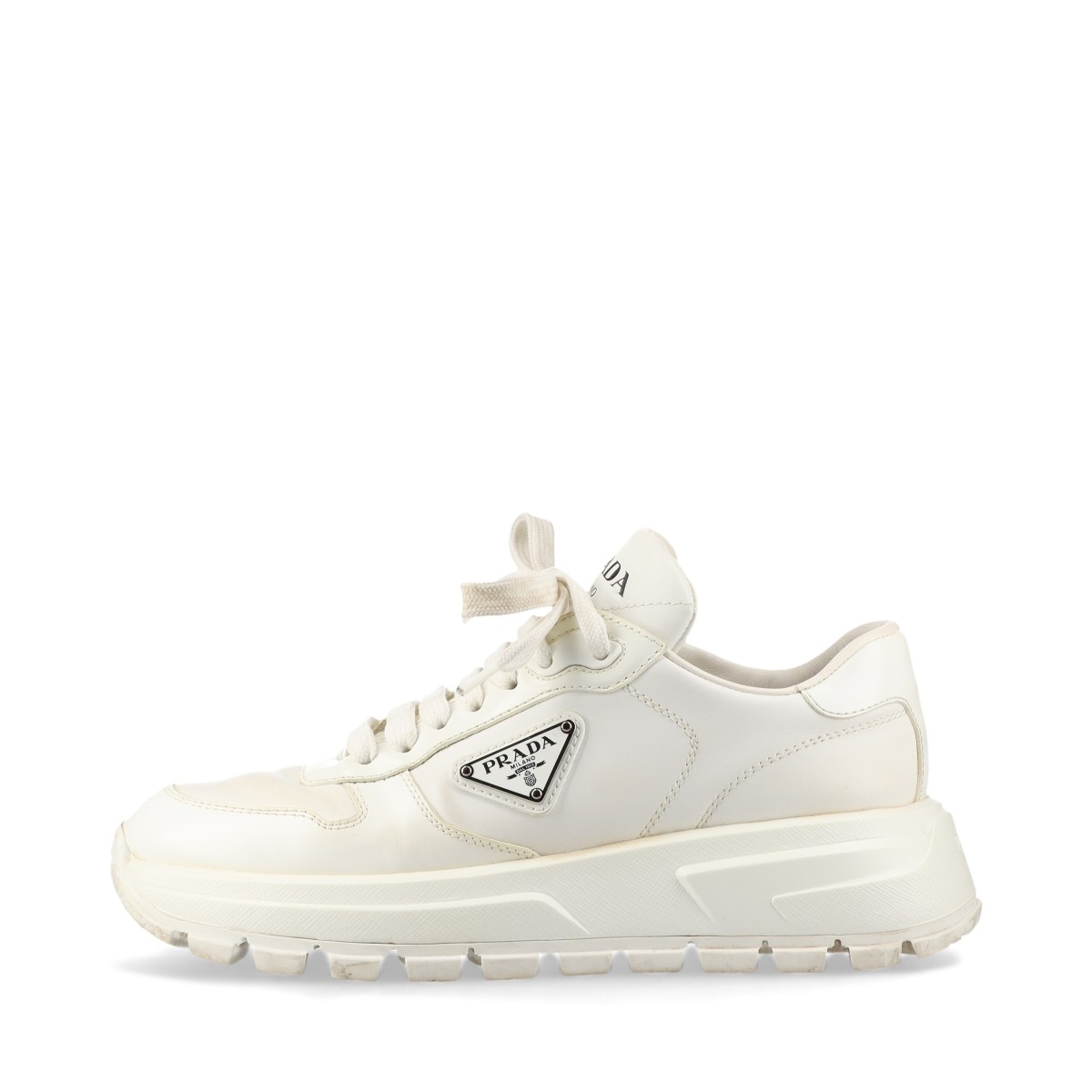 楽天市場】プラダ PRADA スニーカー 靴 レディース ホワイト系