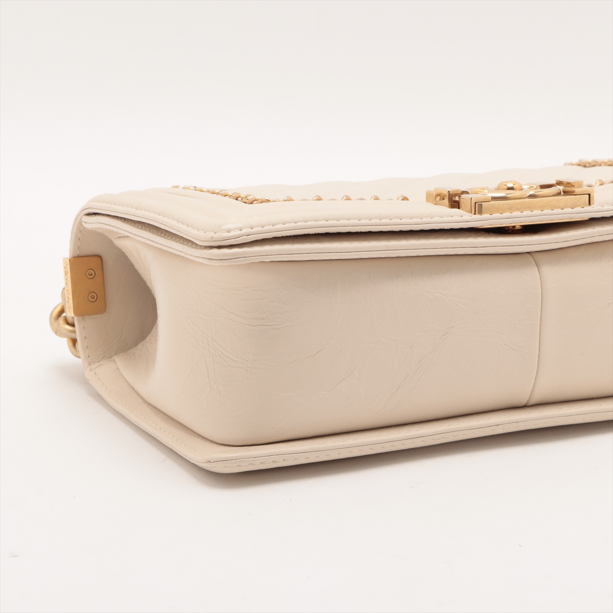 VINTAGE シャネル BOY CHANEL 25cm ラム ベージュ/G金具 Chanel BOY CHANEL 25 Vintage calf Chain Shoulder Bag Beige