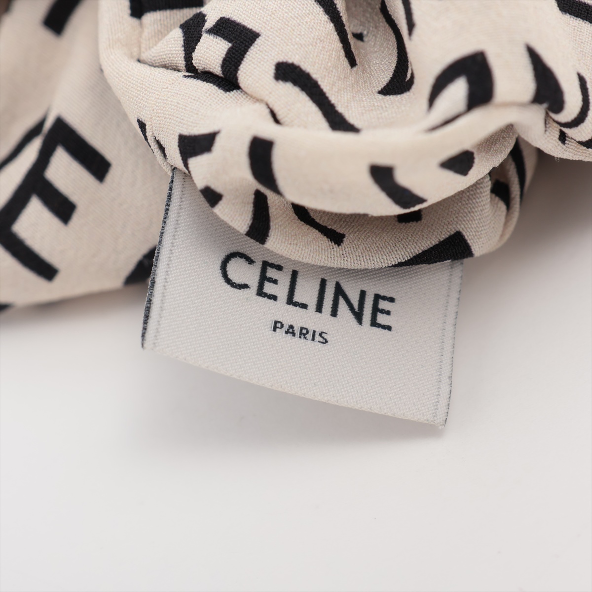 CELINE セリーヌ シュシュ シルク ホワイト ロゴ