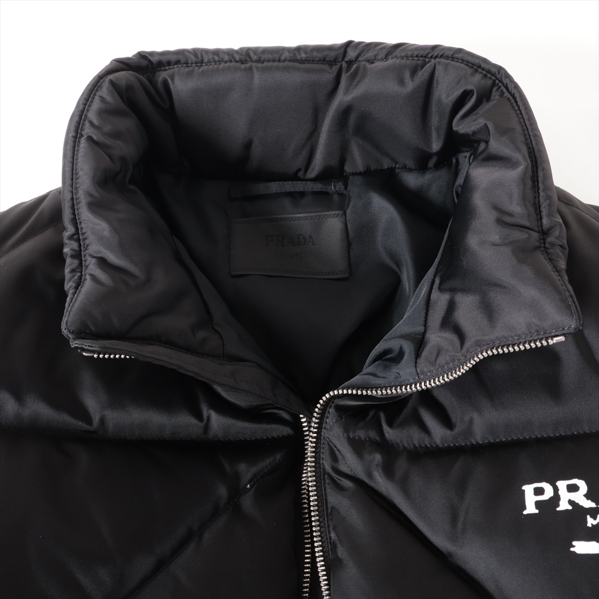 【美品】PRADA22SS Re‑Nylonジャケット ACU120221028 美品】PRADA22SS Re‑Nylonジャケット ACU120221028