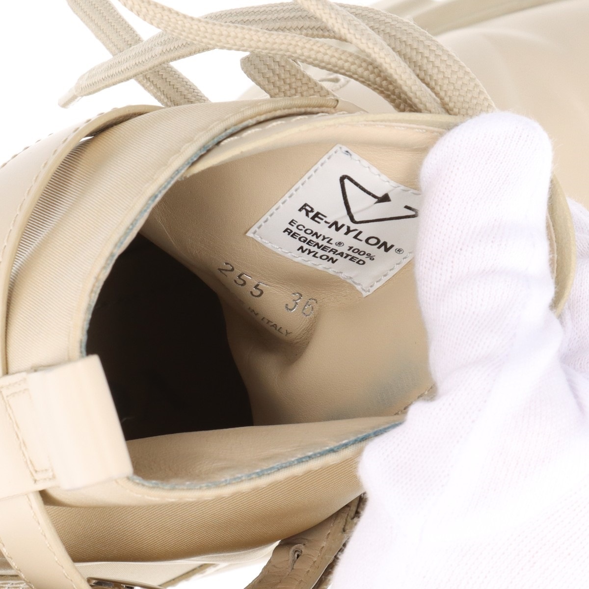 値下げ！ATTACHMENT ベージュレザーブーツ プラダ Re Nylon リ ナイロン レザー ショートブーツ 36