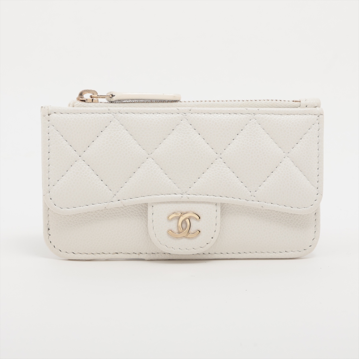 【上品なホワイトカラー♪】CHANEL フラグメントケース シャネル マトラッセ キャビアスキン フラグメントケース