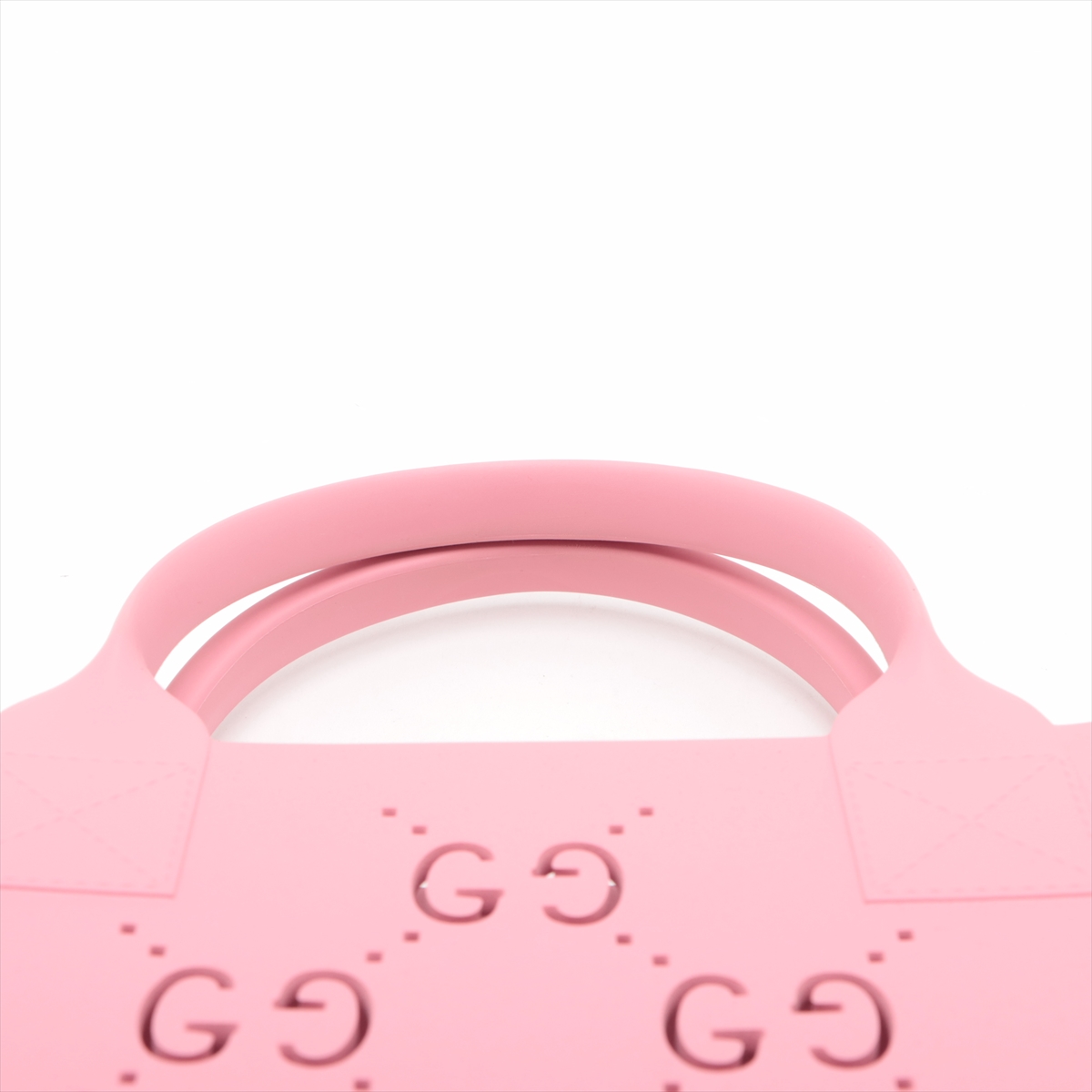 グッチ GGスプリーム ラバー ハンドバッグ ピンク 679365