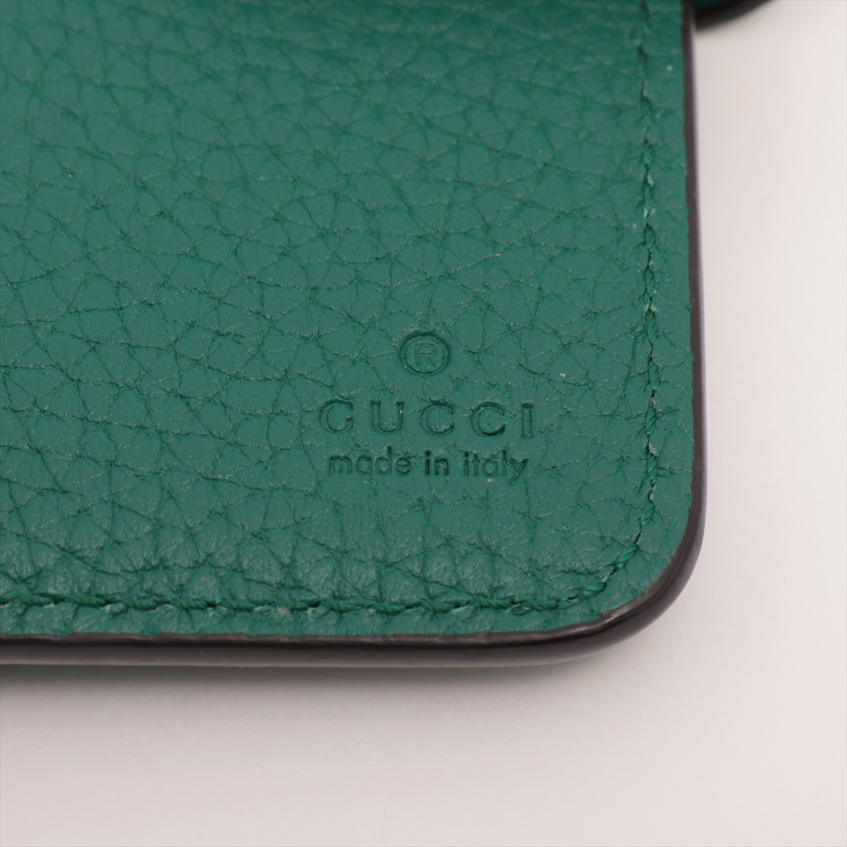 新品同様 グッチ GGマトラッセ 長財布 マーモント 緑 ラウンド グッチ GUCCI GUCCI グッチ GG マトラッセ ZIP AROUND 長財布