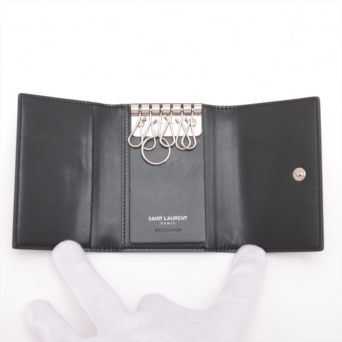 <mee>美品　YSL 長財布　大判　黒　クラッチ SAINT LAURENT サンローラン 長財布 カサンドラ ジップ