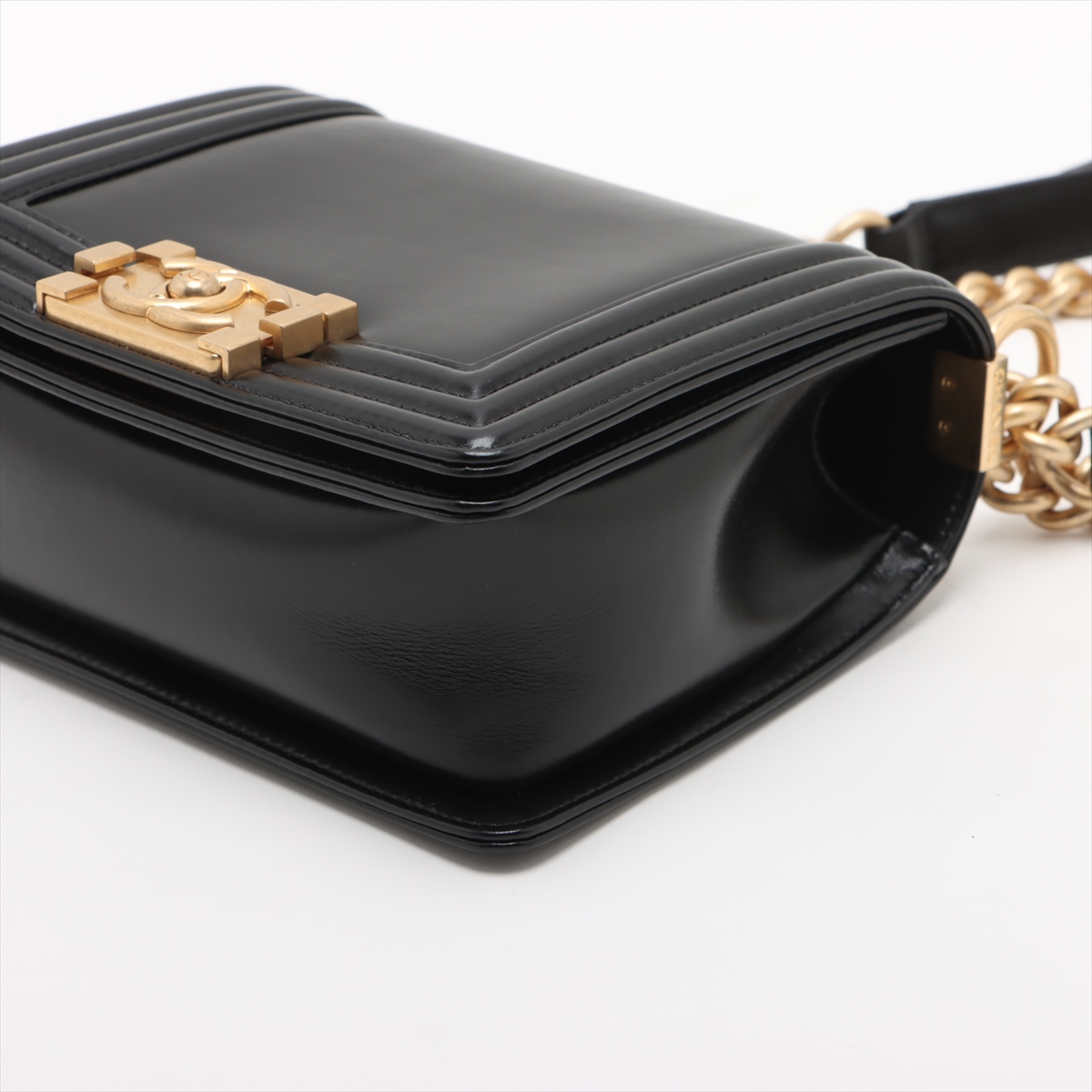 シャネル レザー ボーイ シャネル ショルダーバッグ A67948 CHANEL(シャネル) ボーイシャネル チェーンショルダーバッグ