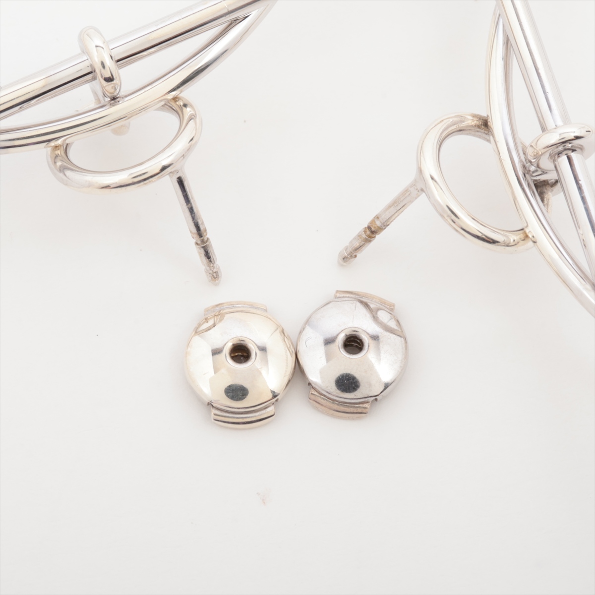 【洗練された存在感】エルメス ピアス ループMM  シルバー ☆洗練された存在感☆ エルメス ループピアス シルバー