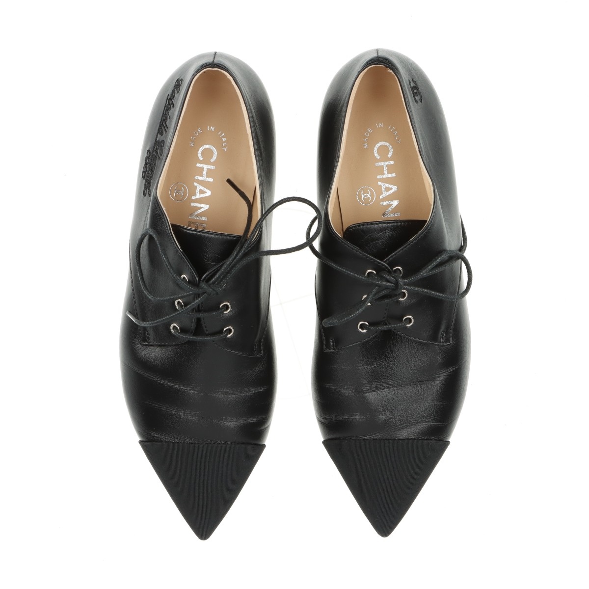 靴 CHANEL 35 CHANEL_22A_Metiers_dArt_Runway