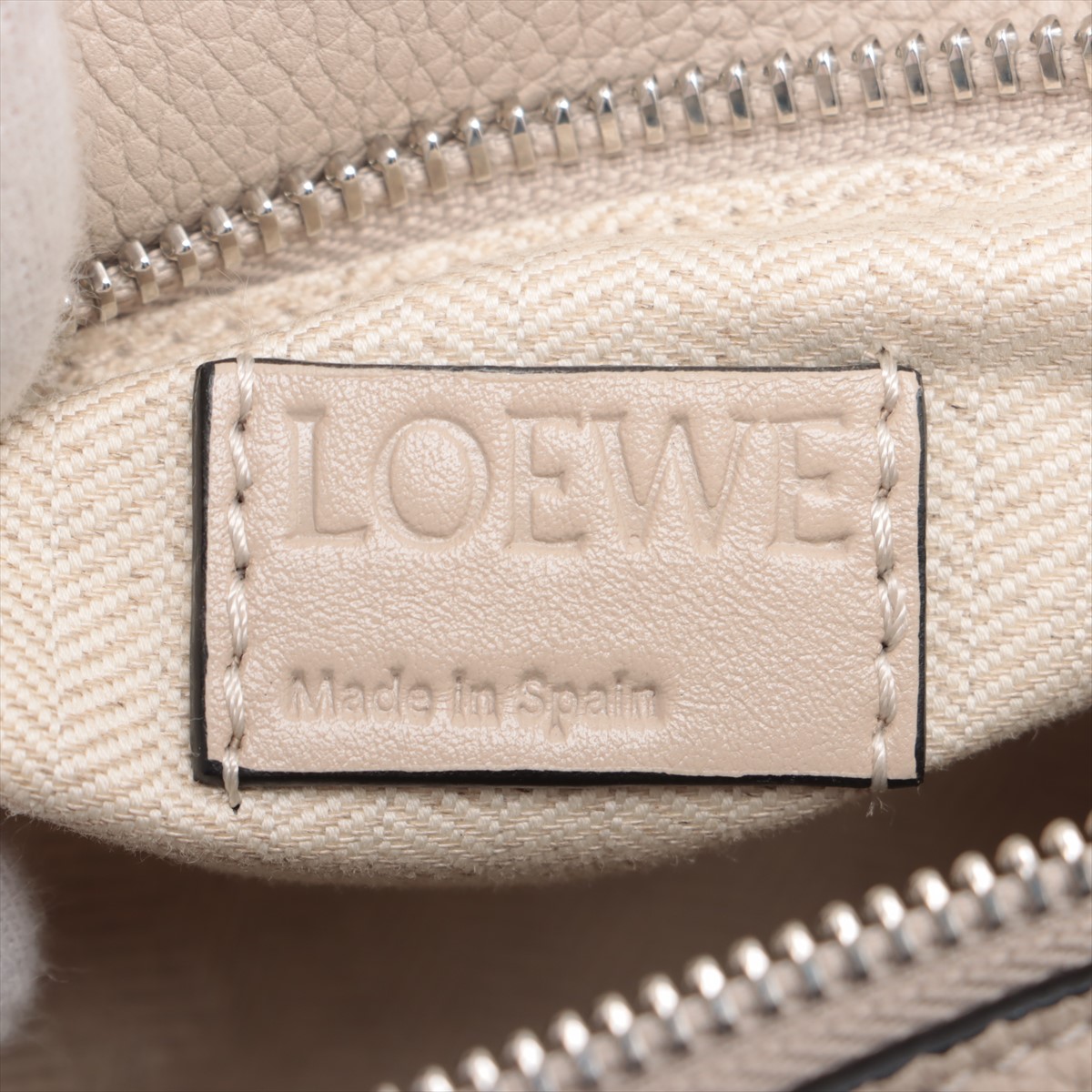 LOEWE ベージュレザー ハンドバッグ 楽天市場】ロエベ LOEWE キュービィバッグ ハンドバッグ