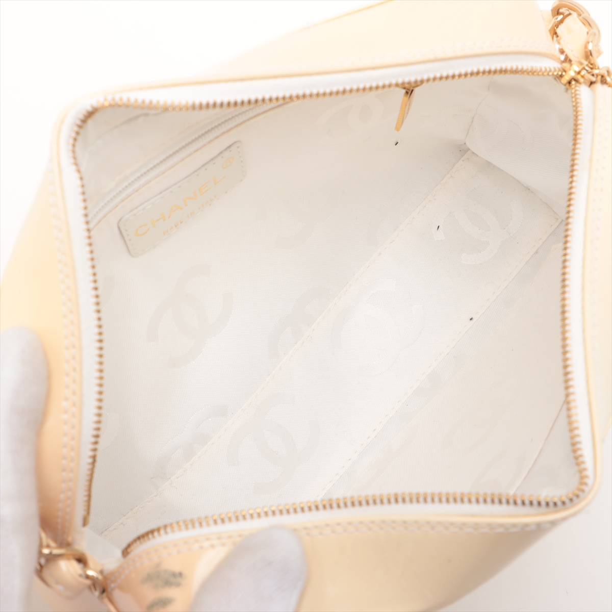 カイロリーズ様　CHANEL ベージュ チョコバーキルティング 楽天市場】CHANEL シャネル チョコバー26 ショルダーバッグ