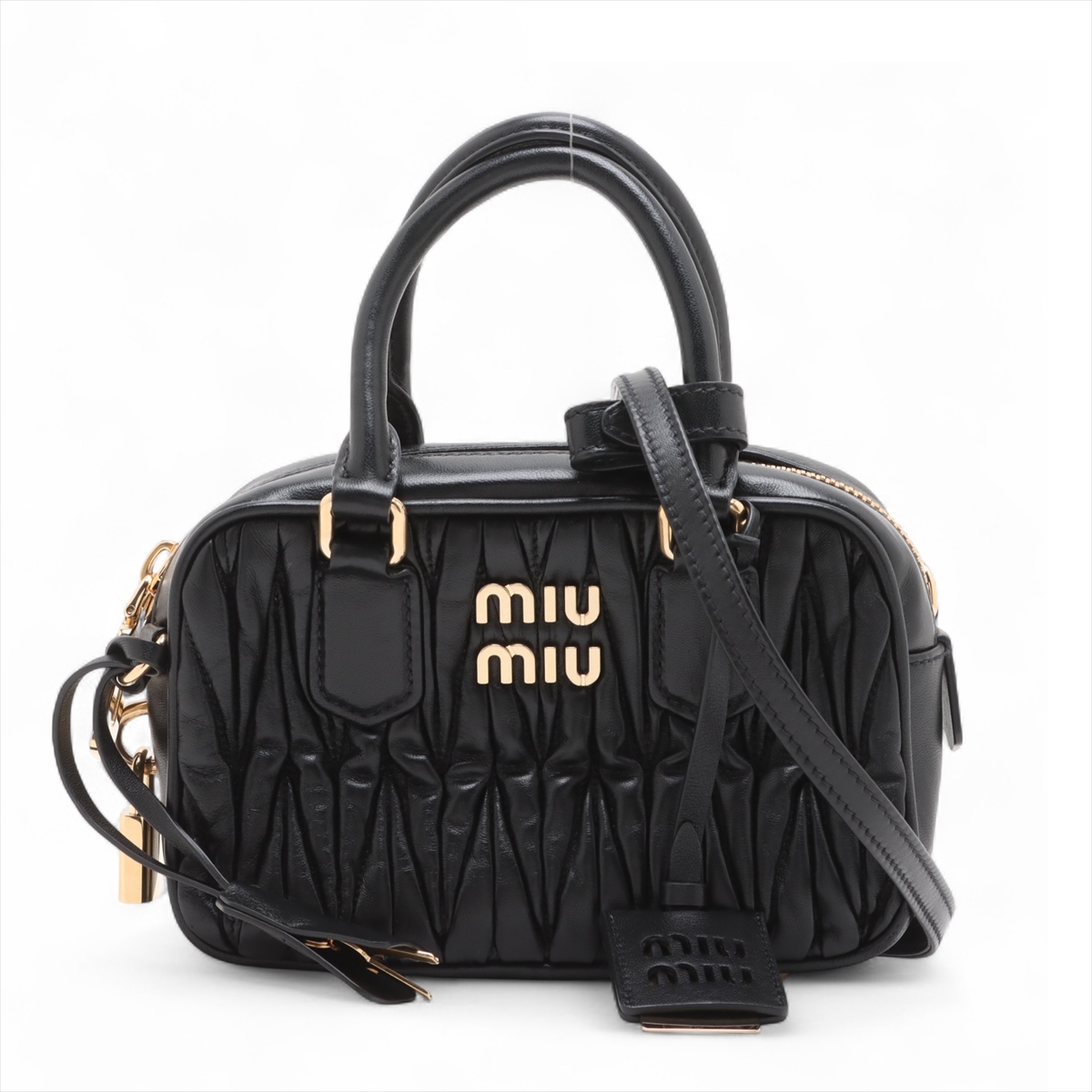 追跡あり★MiuMiu★パテントレザー 2WAYトートバッグ ブラック 関税負担なし☆MiuMiu アイビー ナプラックパテントレザーバッグ
