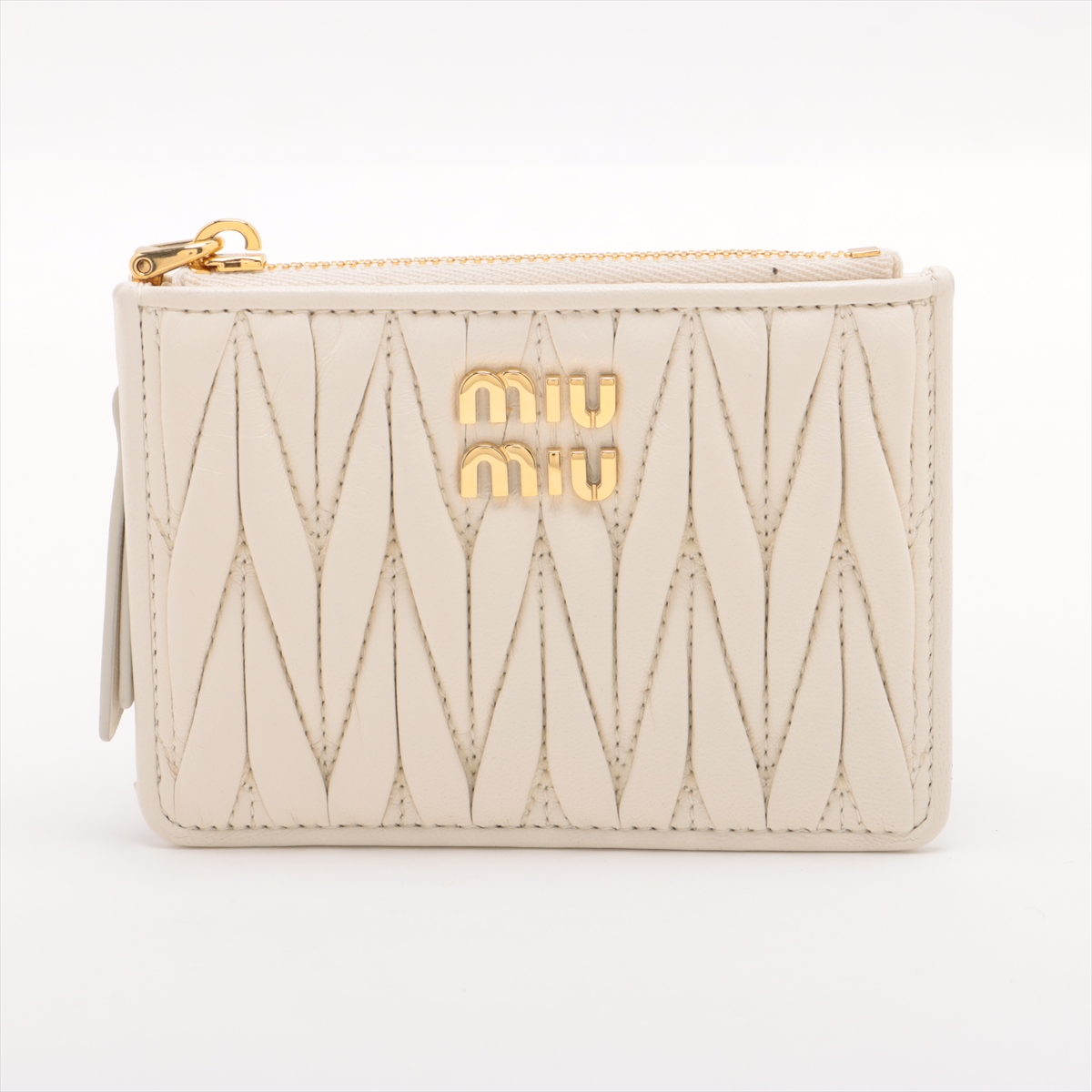 国内発送☆セール！miumiu マテラッセ フラグメントケース ミュウミュウ Miu Miu フラグメントケース カードケース