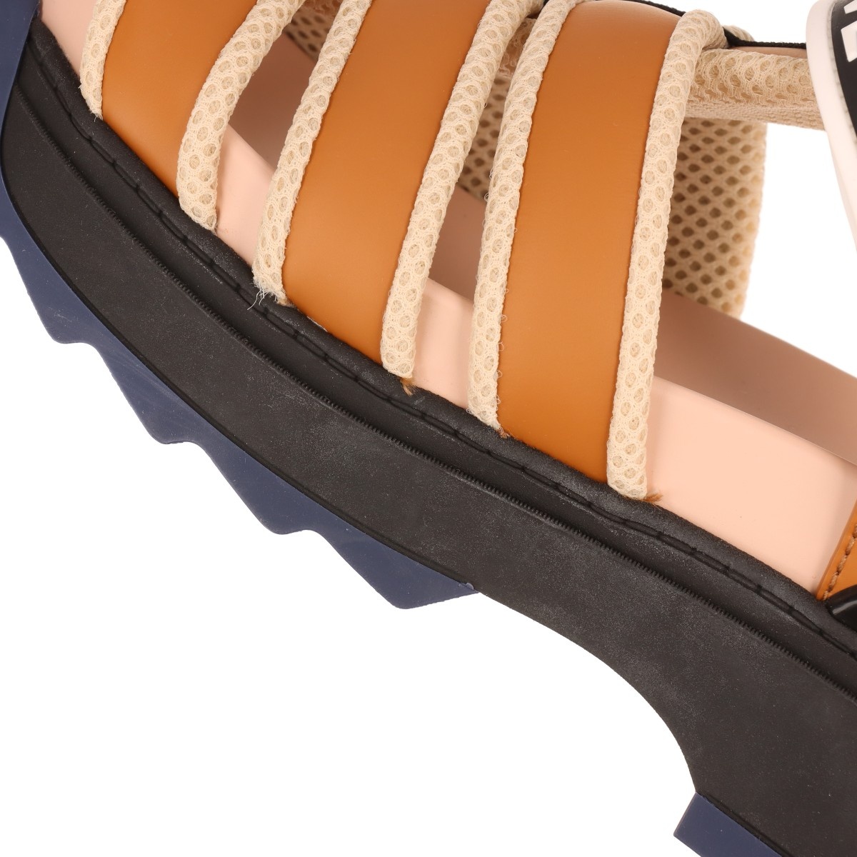 【FENDI】フェンディ フィール ブラウン ナッパレザー サンダル FF サンダル レザー ブラウン | Fendi