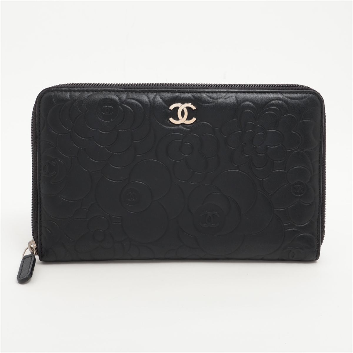 CHANEL マトラッセ 財布 ブラック シルバー金具 16番台 ギャラ付き シャネル マトラッセ キャビアスキン クラッチバッグ マルチ